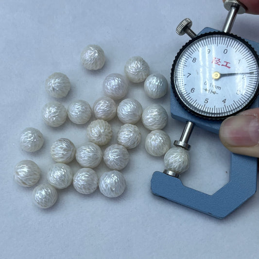 11-12mm carved pearls