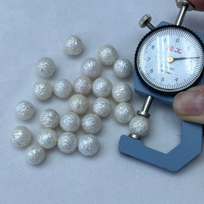 11-12mm carved pearls