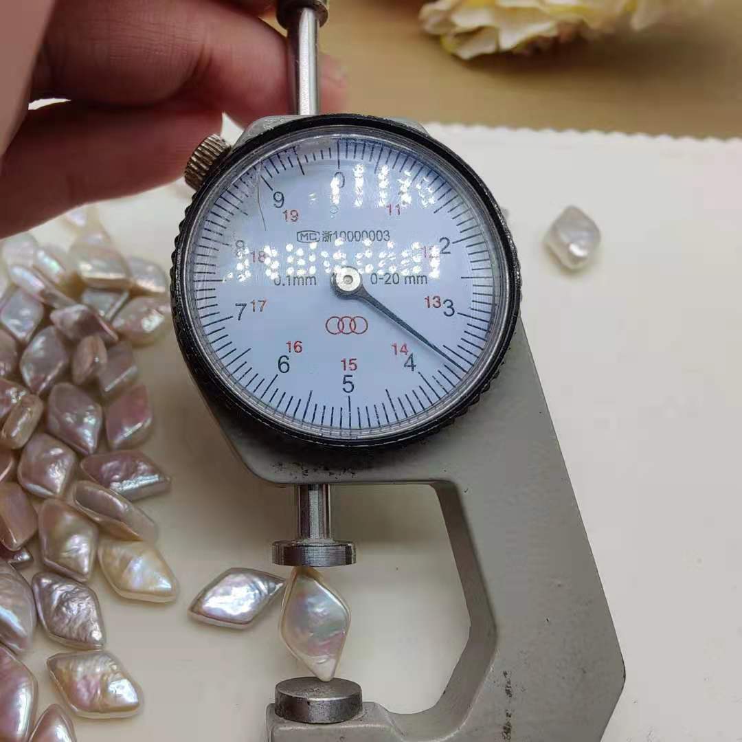 9X14mm loose diamond shape pearl white 5A good quality 2$/pcs,price for 10pcs