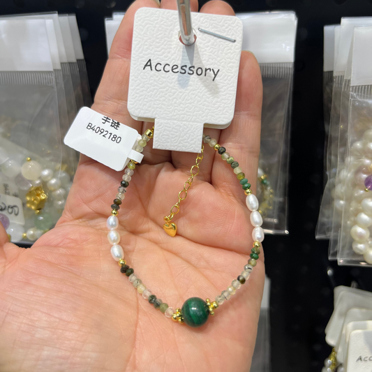 green gemstone bracelets wholesale