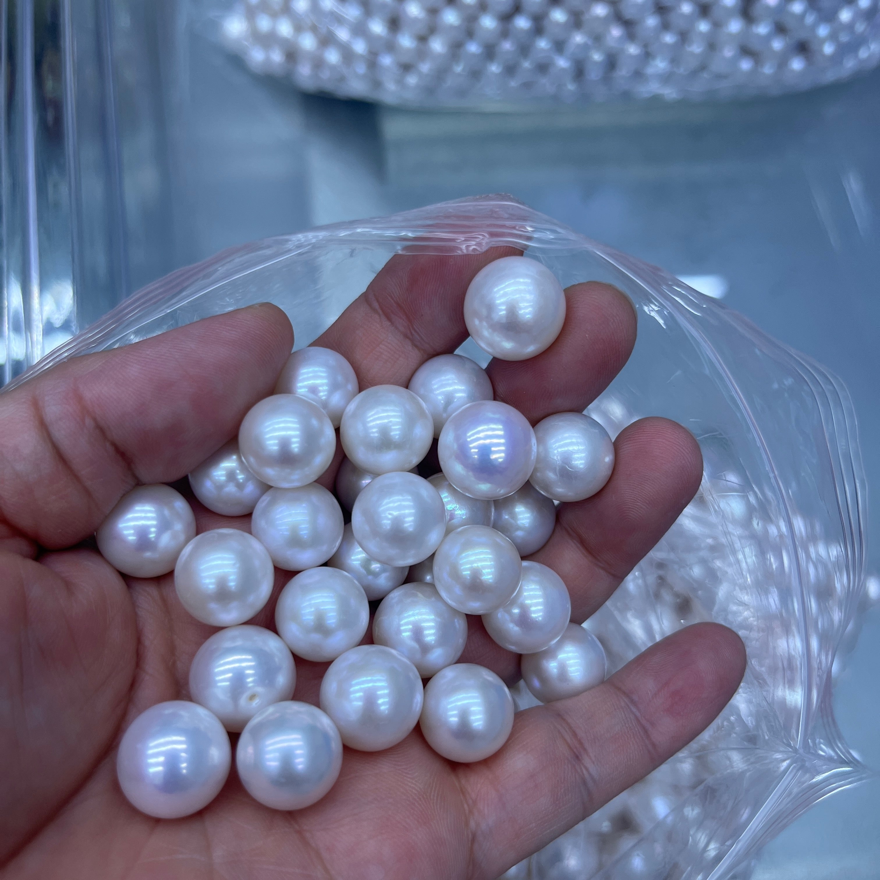Extra Large Loose Pearls (10mm+)