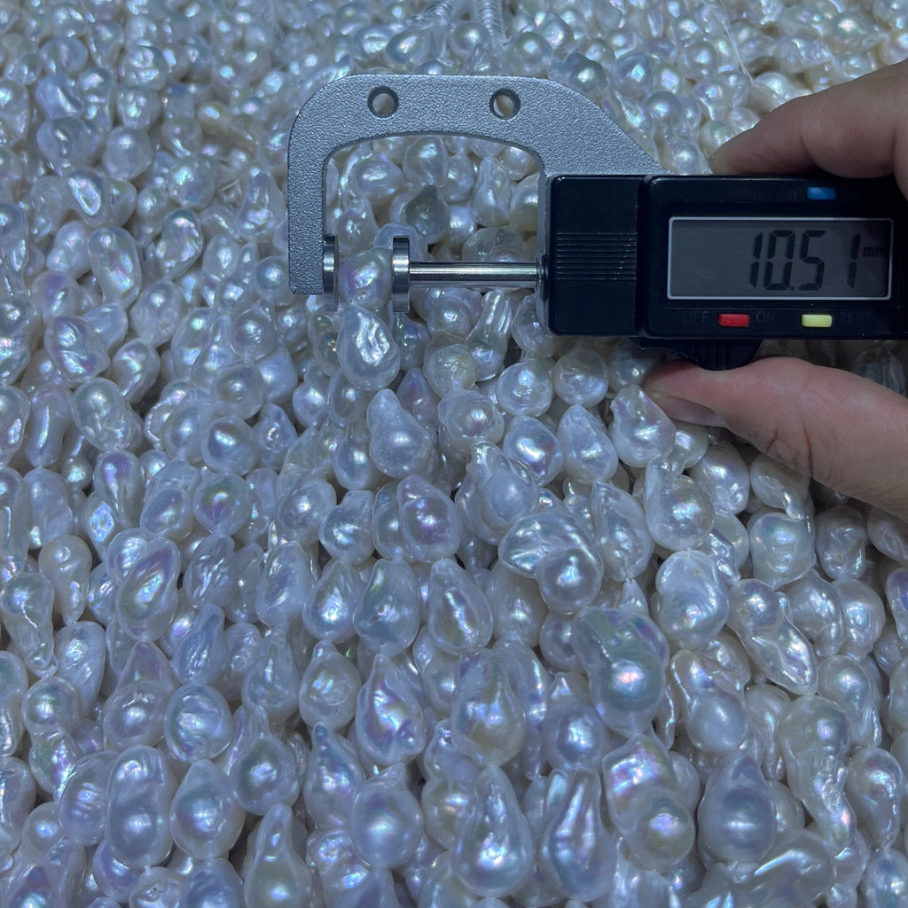10-12mm baroque pearl strand white 4A