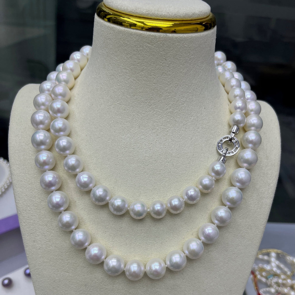 10-12mm-round-opera pearl-necklace-with a Silver clasp - 5a