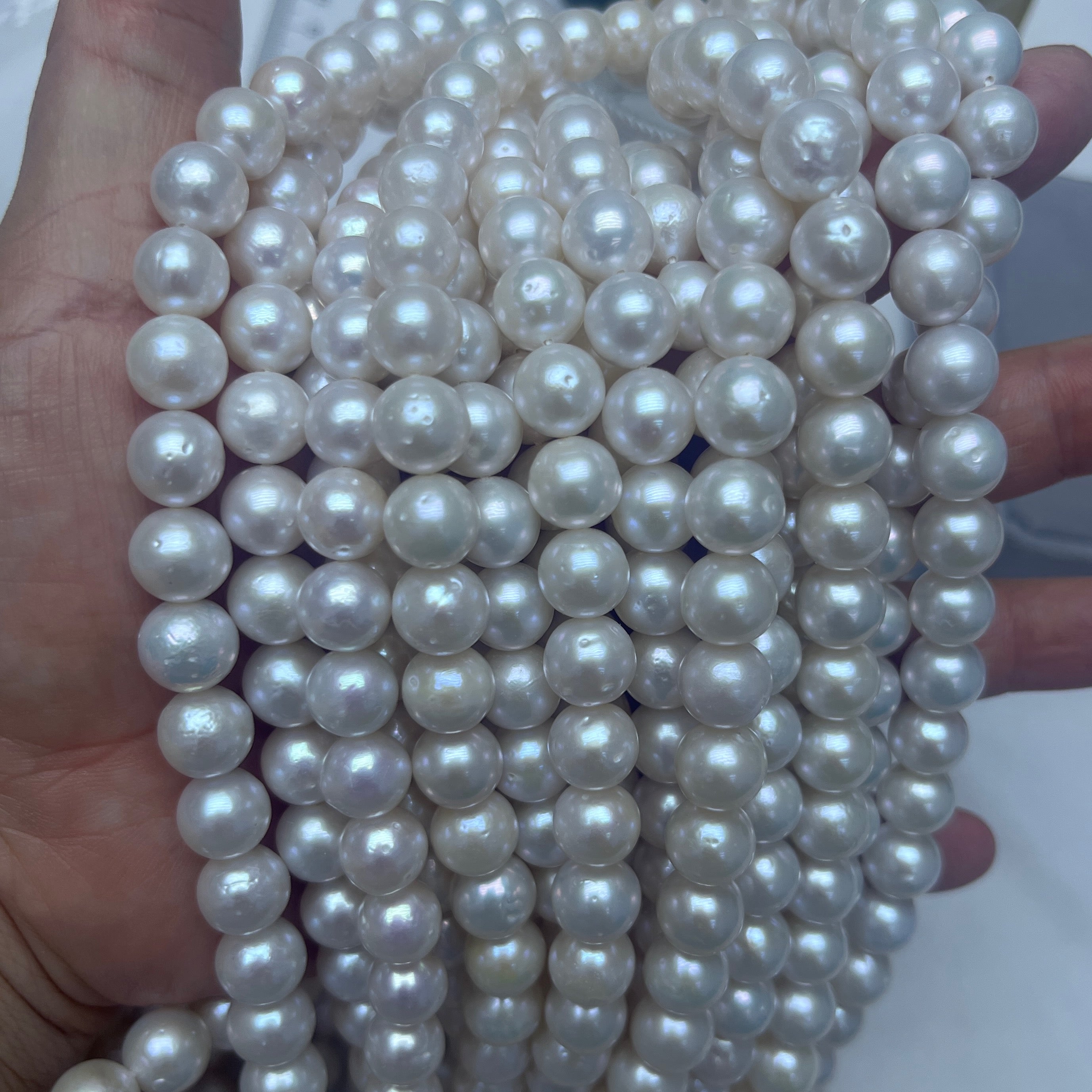 10mm Round Freshwater Pearl Strand Good luster with Some Obvious Flaw-3A