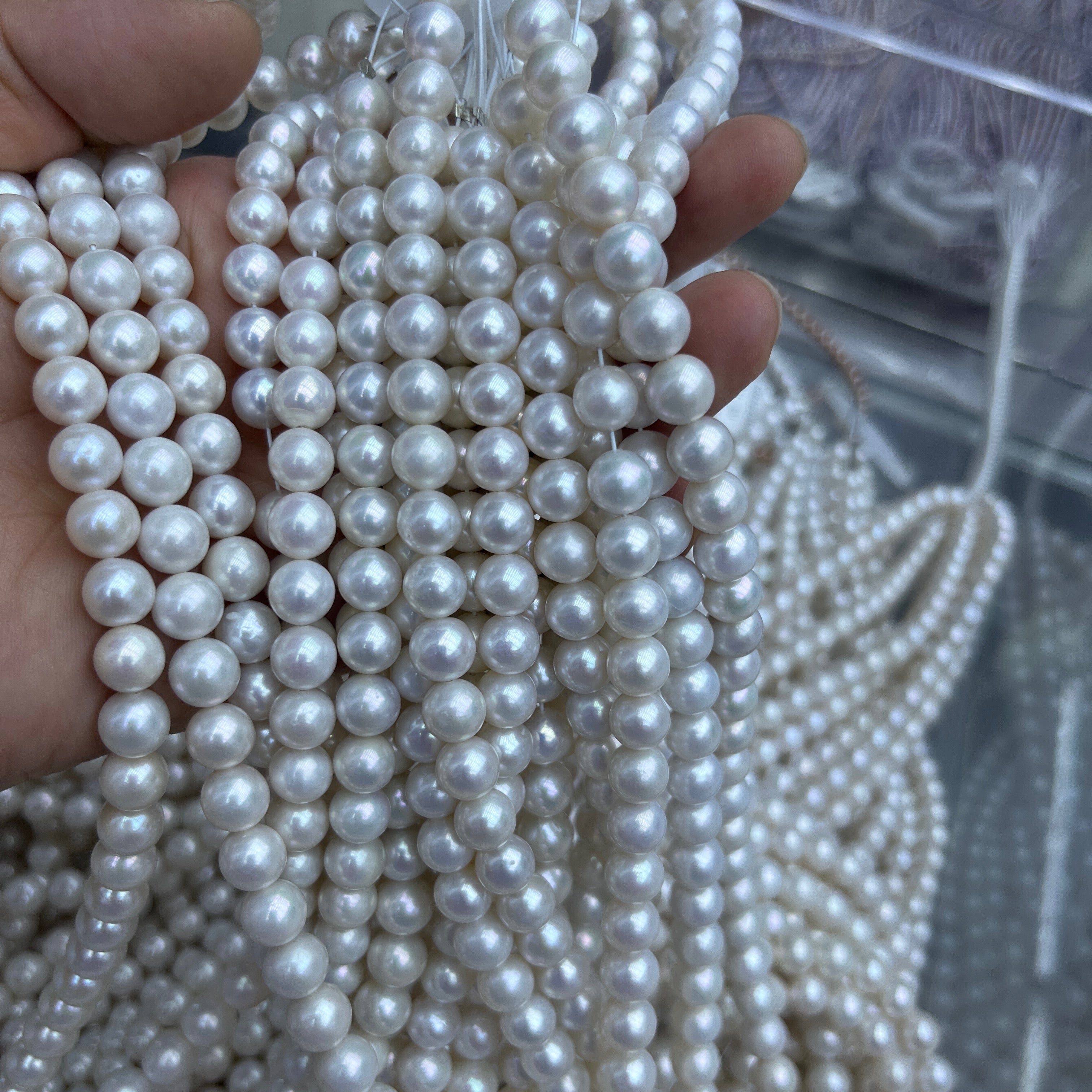 10mm Round Freshwater Pearl Strand-4A