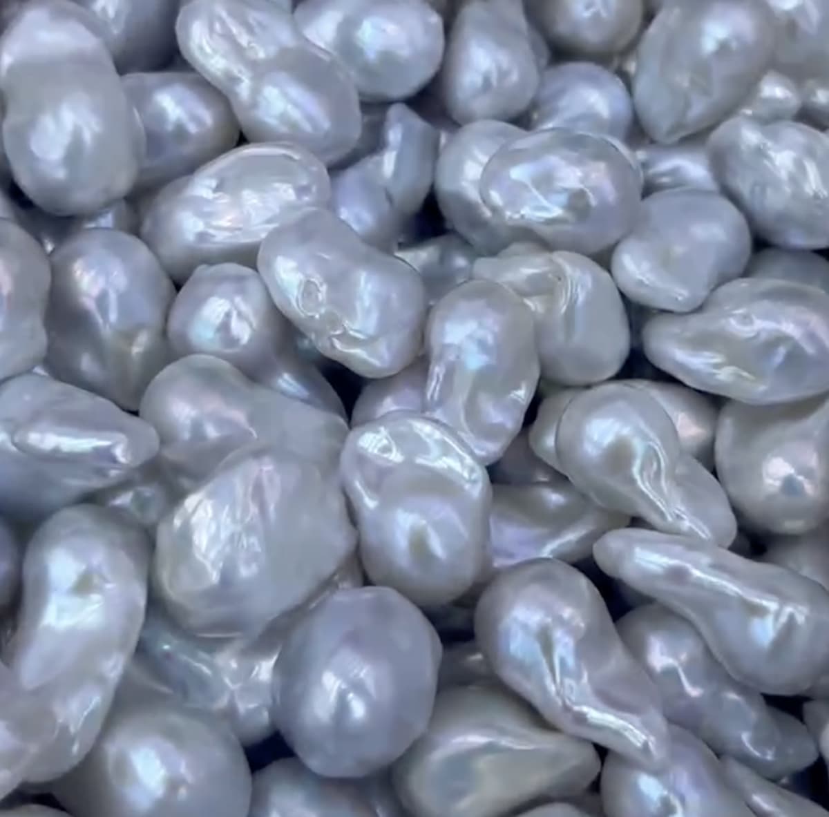 16mm baroque pearl white