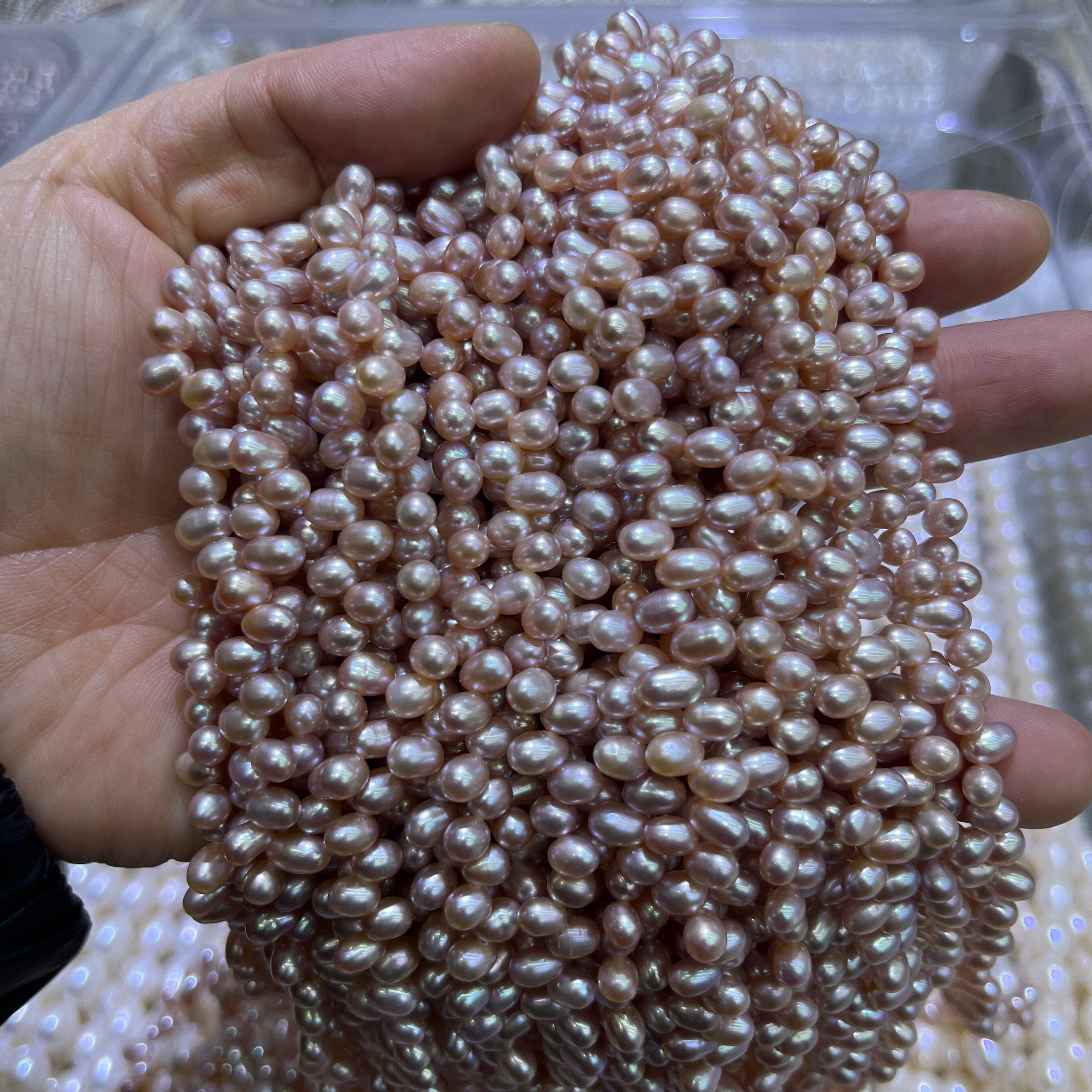 6-7mm_oval_pearl_strand drill on top_pink.
