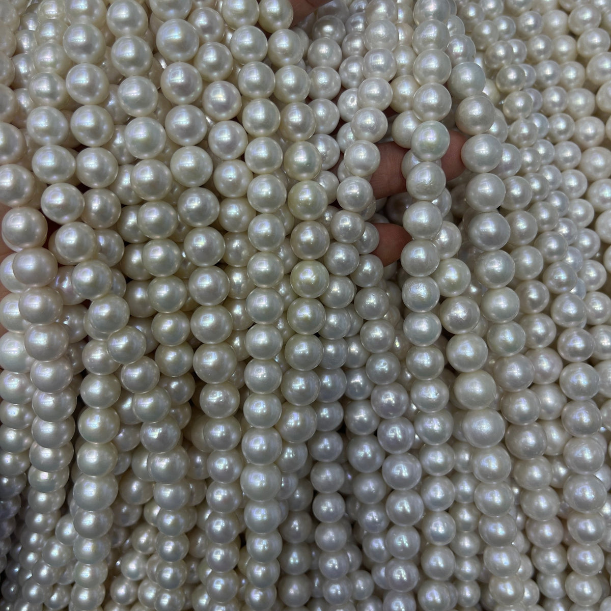 9-10mm round pearl strands