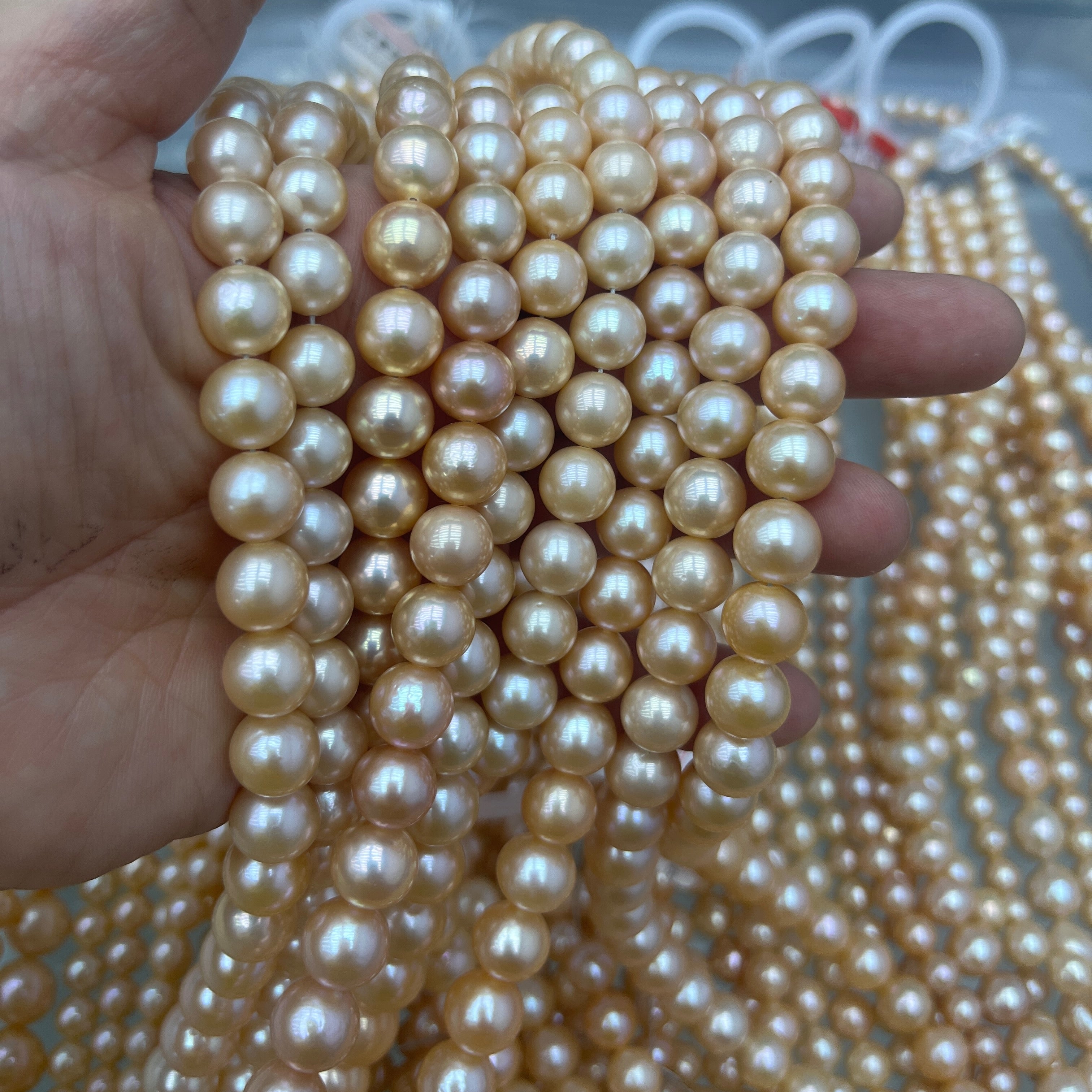 9-11mm_Edison_pearls_Round_orange_pearls