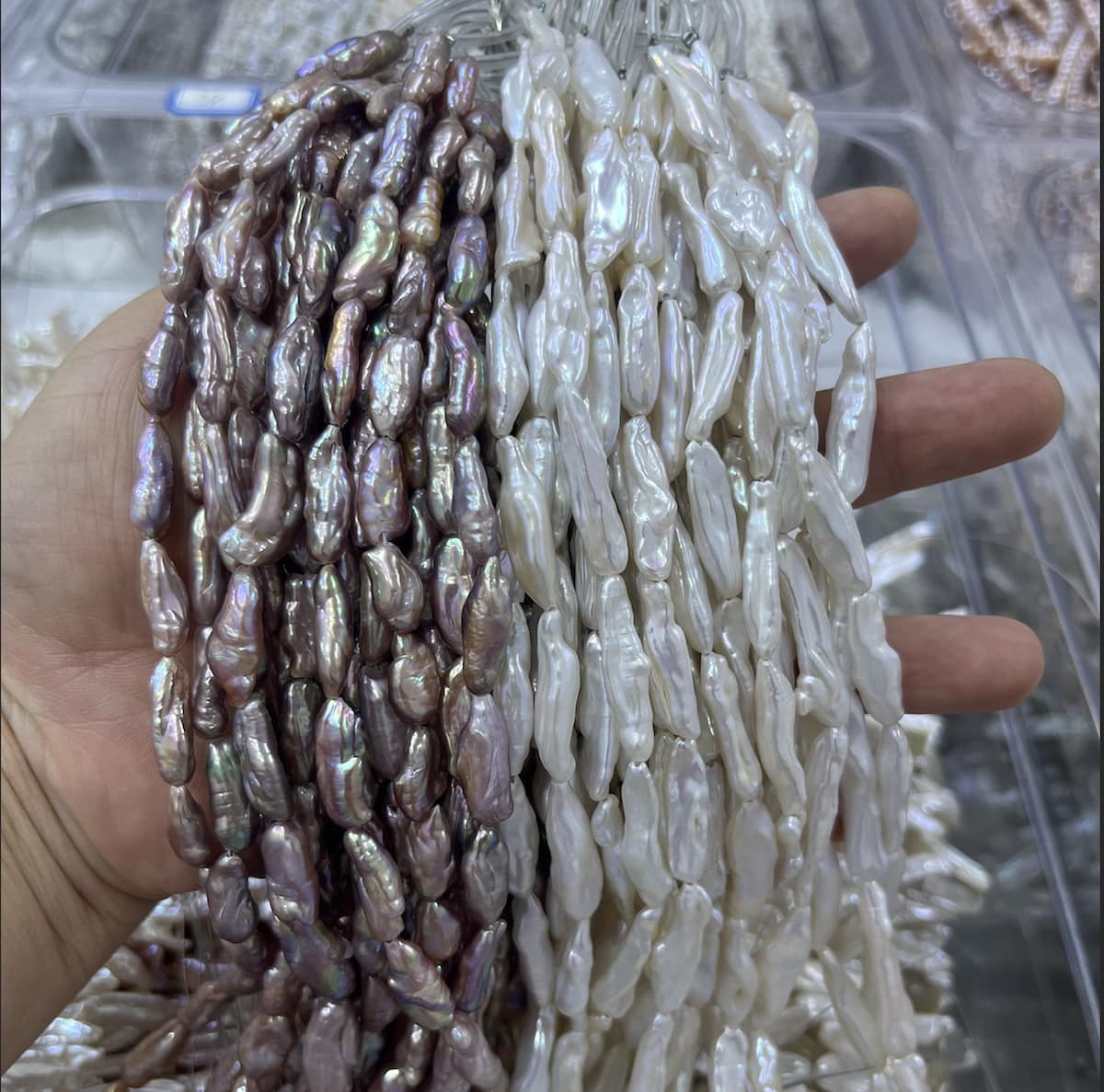 Biwa pearl strand white