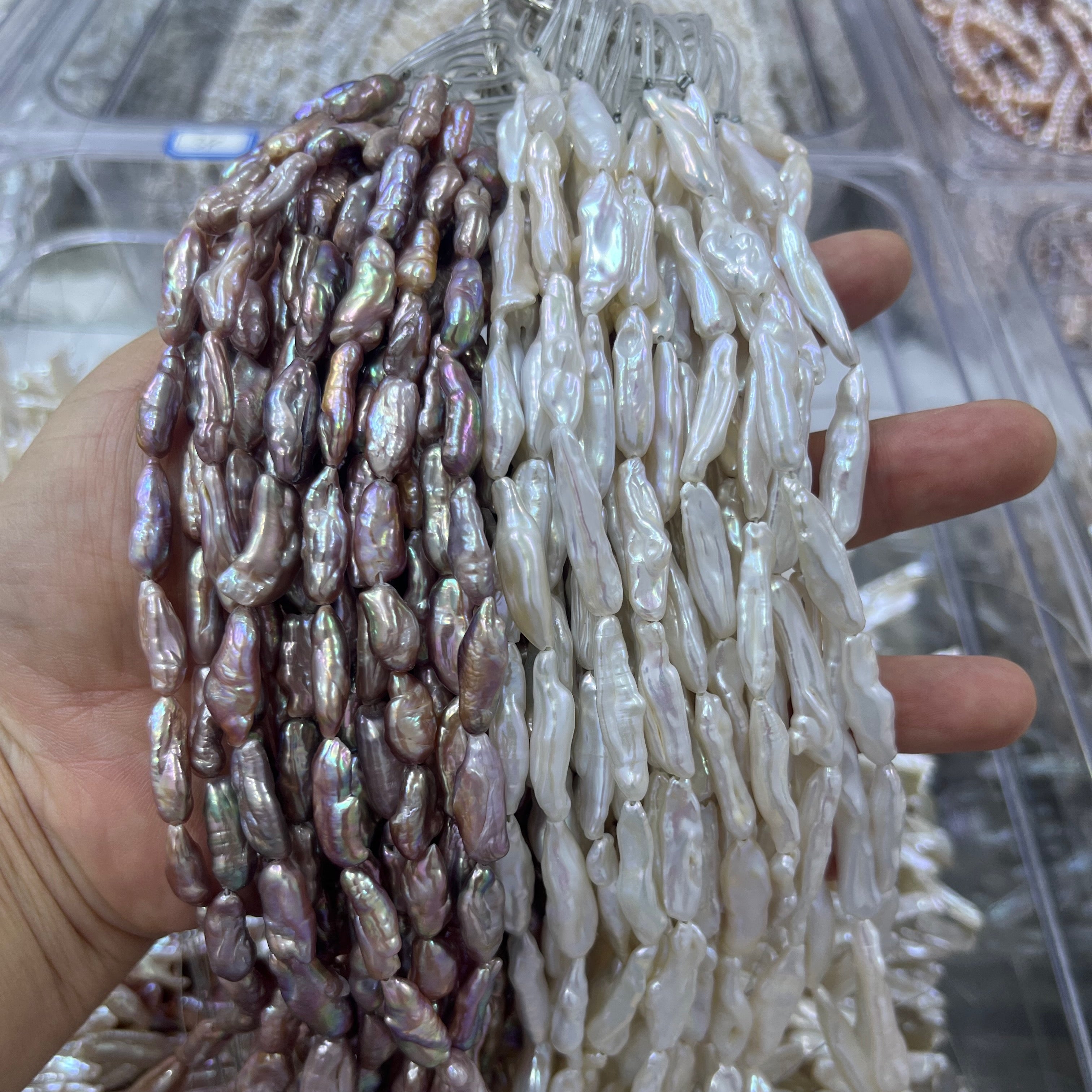 Biwa_pearl_strand_white purple