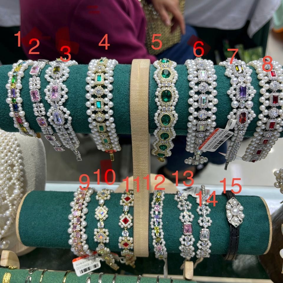 Pearl_Jewelry_with_crystal_family