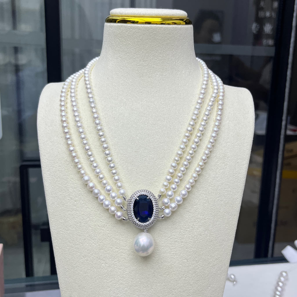 Triple Pearl Strand Necklace with big pendant