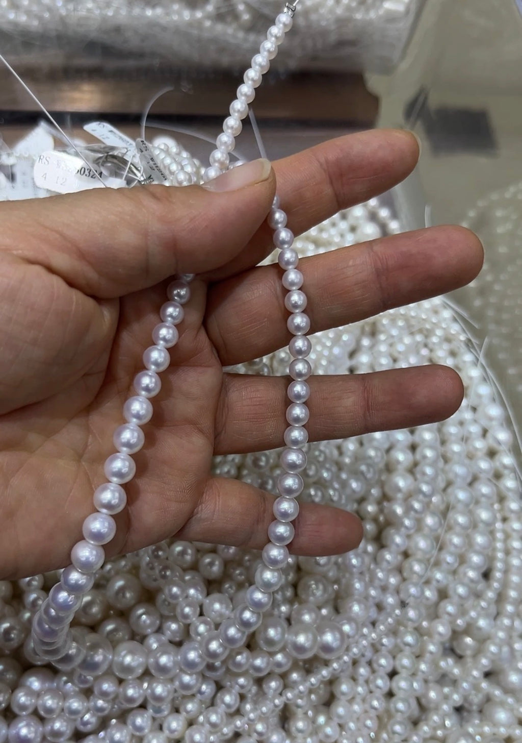 gradient_size_pearl_strand
