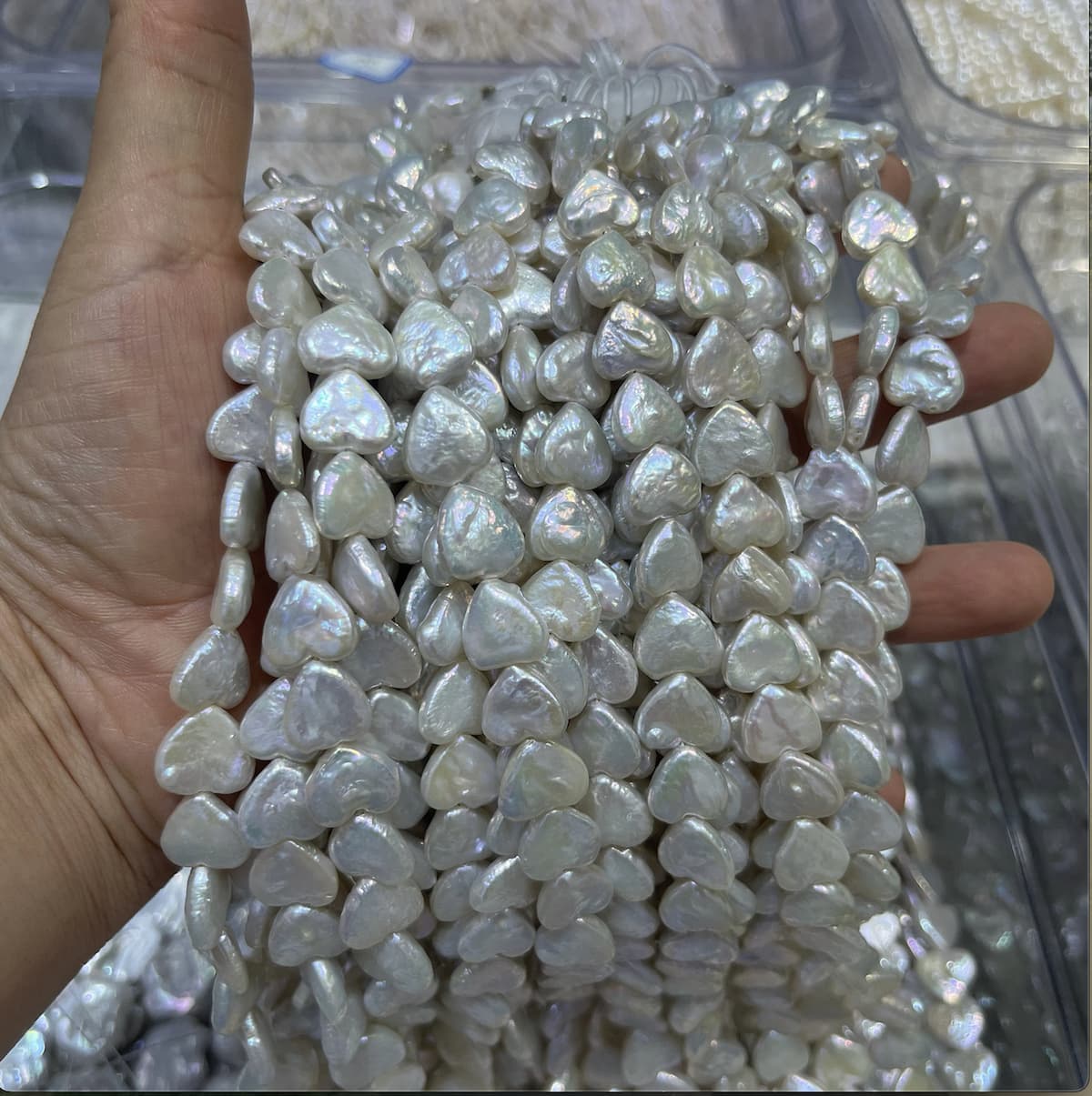 heart white pearl strand