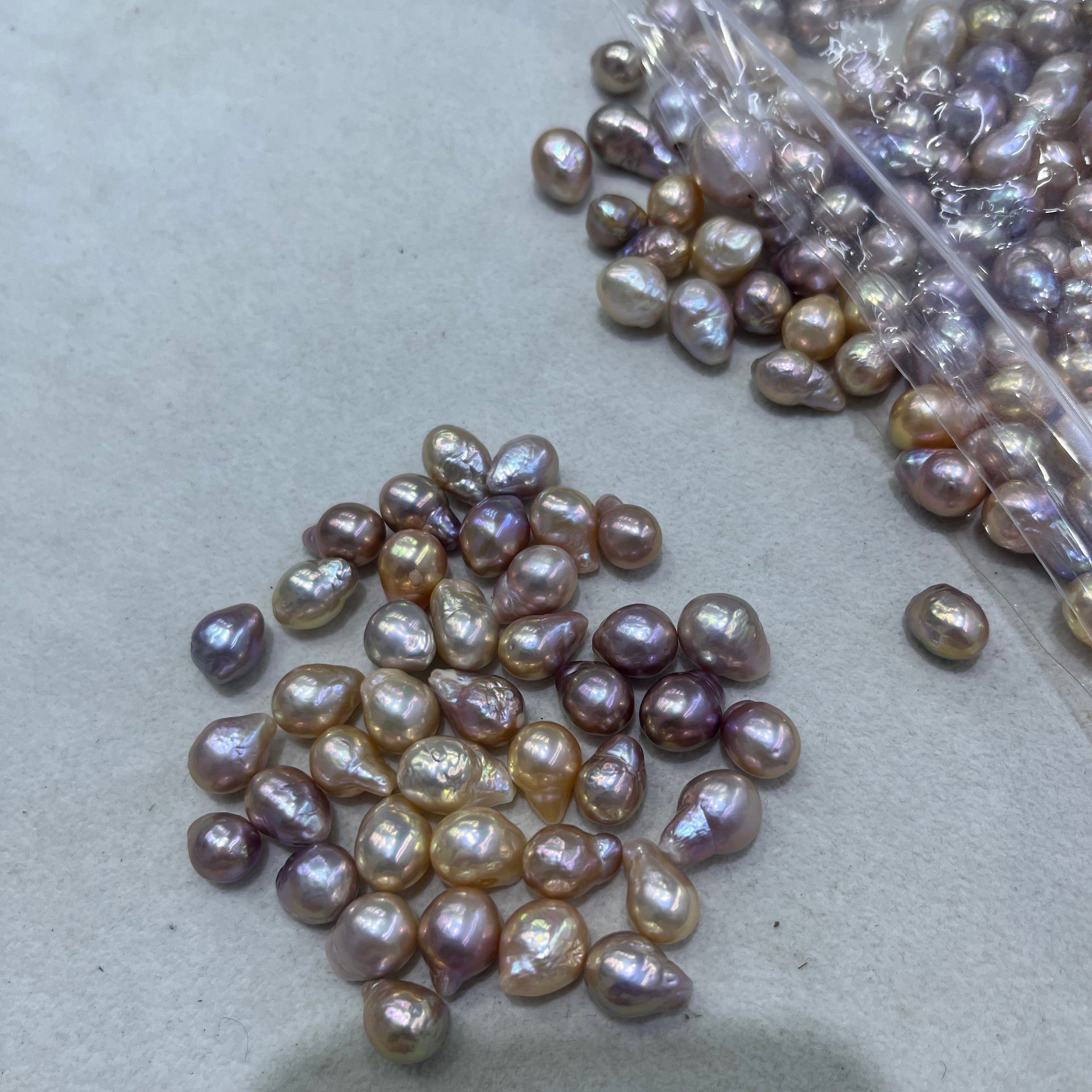 loose metallic baroque_pearl